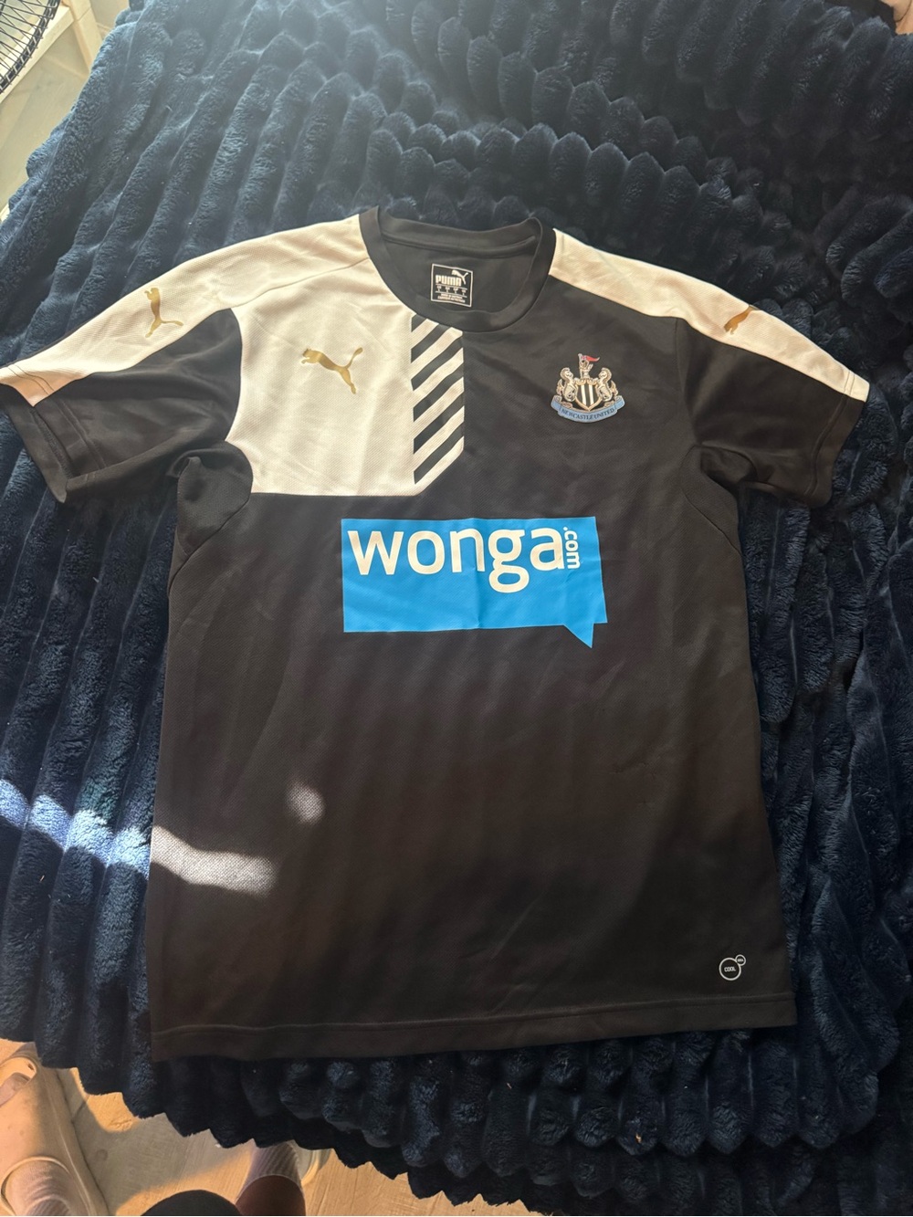 Puma Black & White Newcastle Football Shirt with Wonga Sponsor